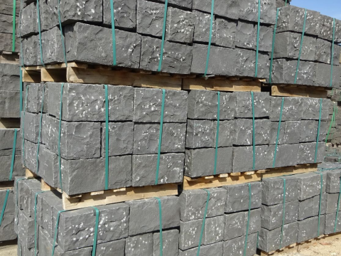 Vietnam Basalt - Wallstone all sides split