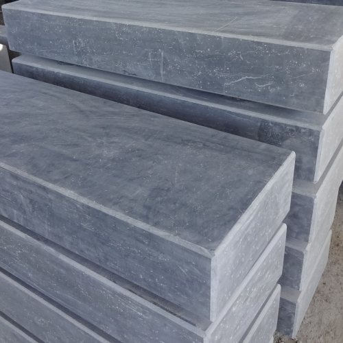 Vietnam Bluestone Block Steps – Old Imitation