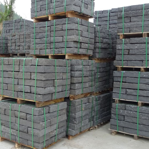 Quy Nhon Basalt Palisades, all sides split