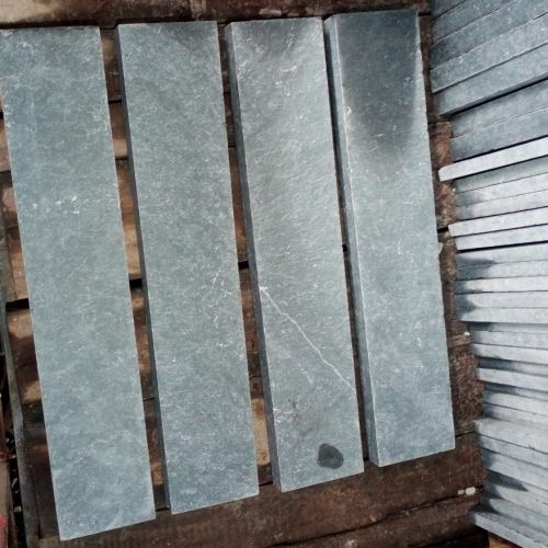 Vietnam Bluestone Palisades Antiqued
