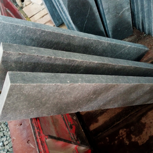 Vietnam Bluestone Palisades Antiqued