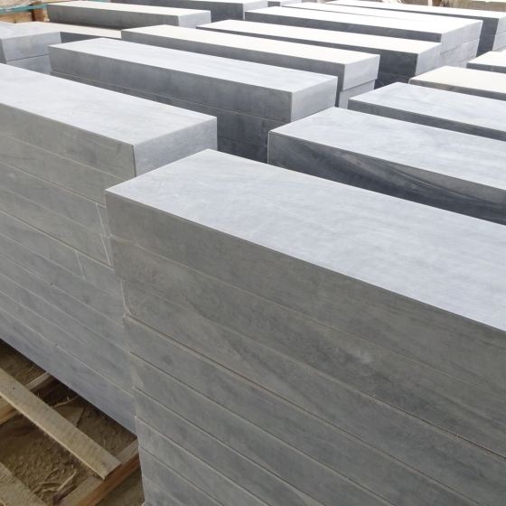 Vietnam Bluestone Palisade Scraped | Thanh Hoa Bluestone